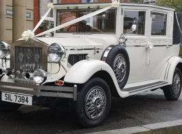 Vintage wedding car for hire in Leeds